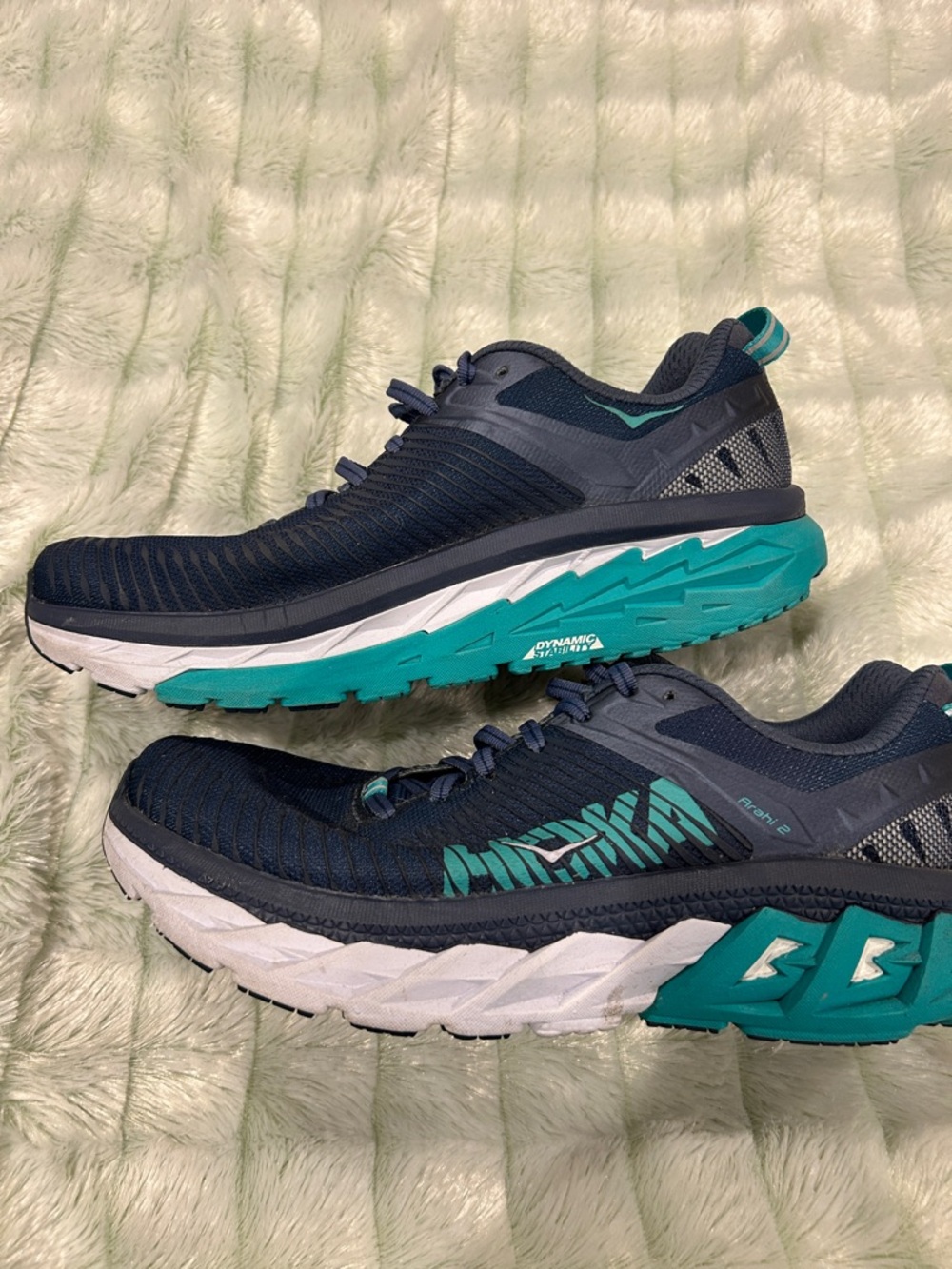 Hoka Wonen’s Navy and Teal Running Sneakers